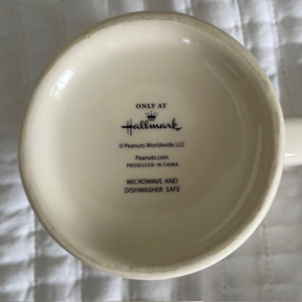 Woodstock/Hallmark/ Peanuts character  "Woodstock's Yellow Bird Diner" mug. - Picture 2 of 2